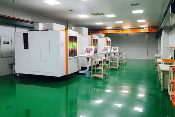 金型工場